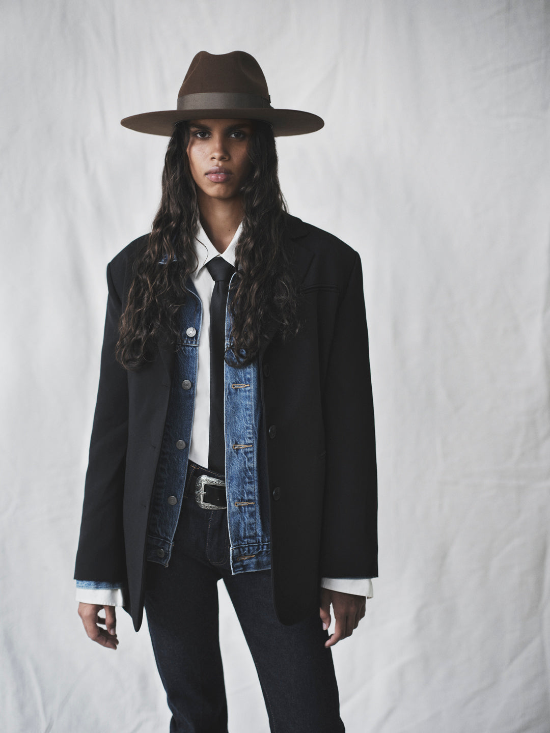 Tatyana Perry in the Akubra Ranger in Coffee.
