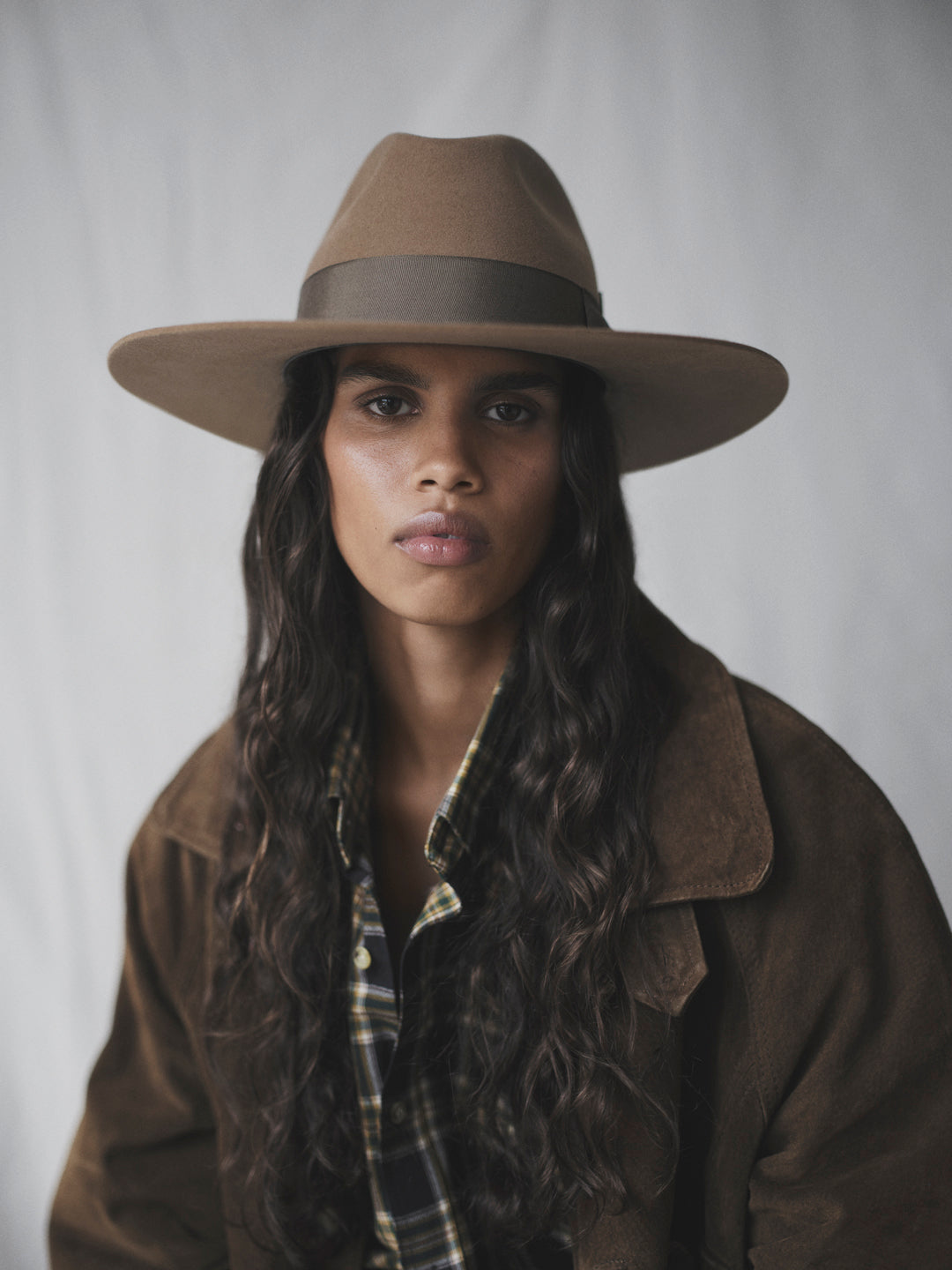 Tatyana Perry wearing the Akubra Ranger in Spice.
