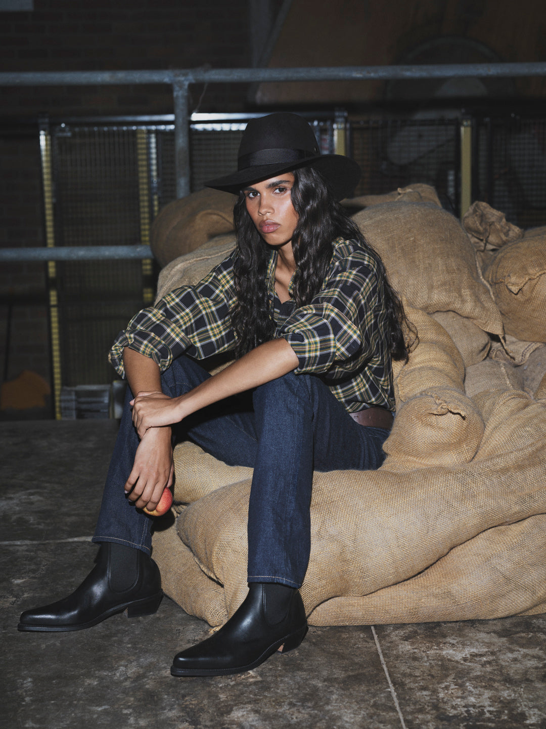 Tatyana Perry in the Akubra Smoky Cape in Bitter Chocolate