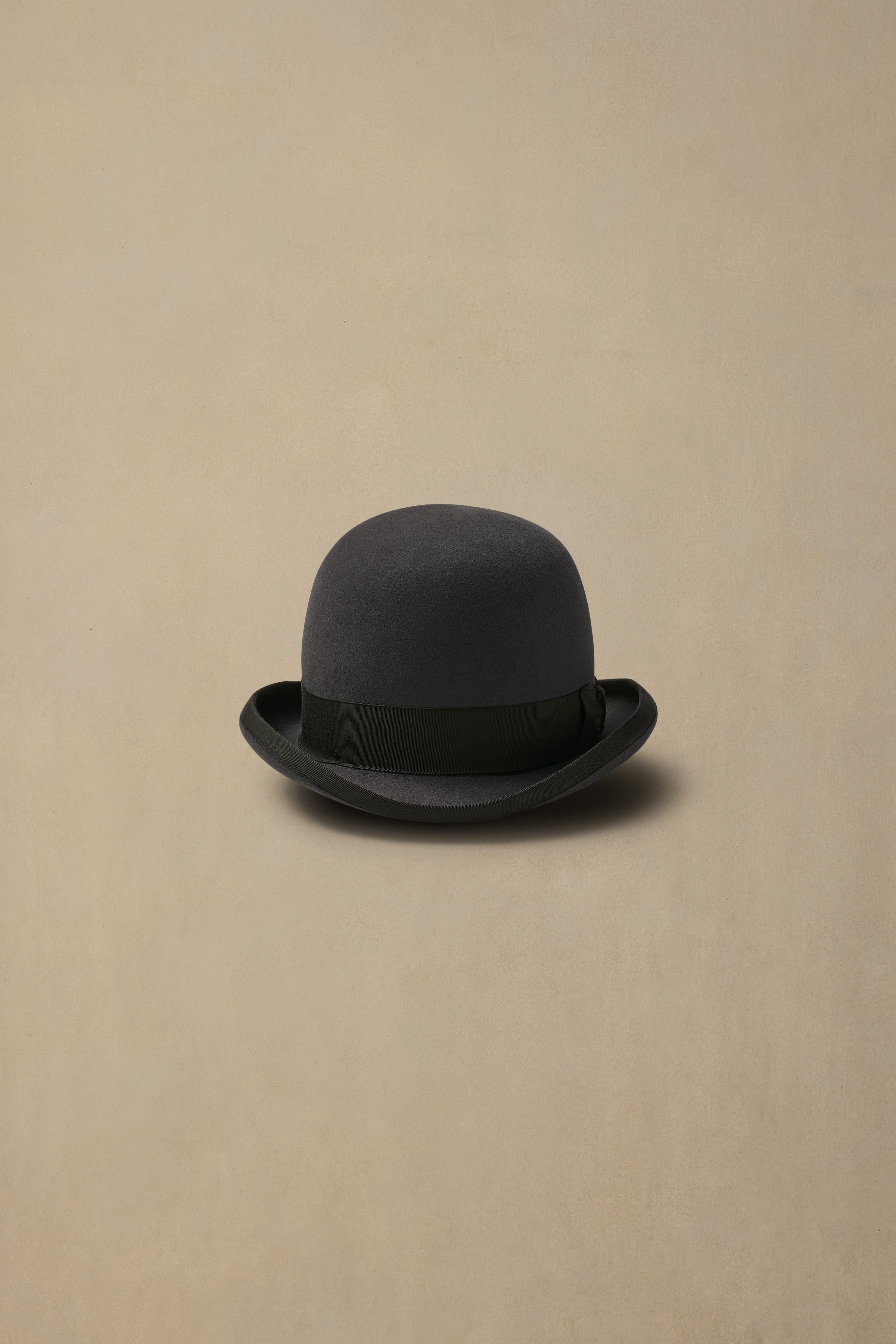 Homburg Carbon Grey