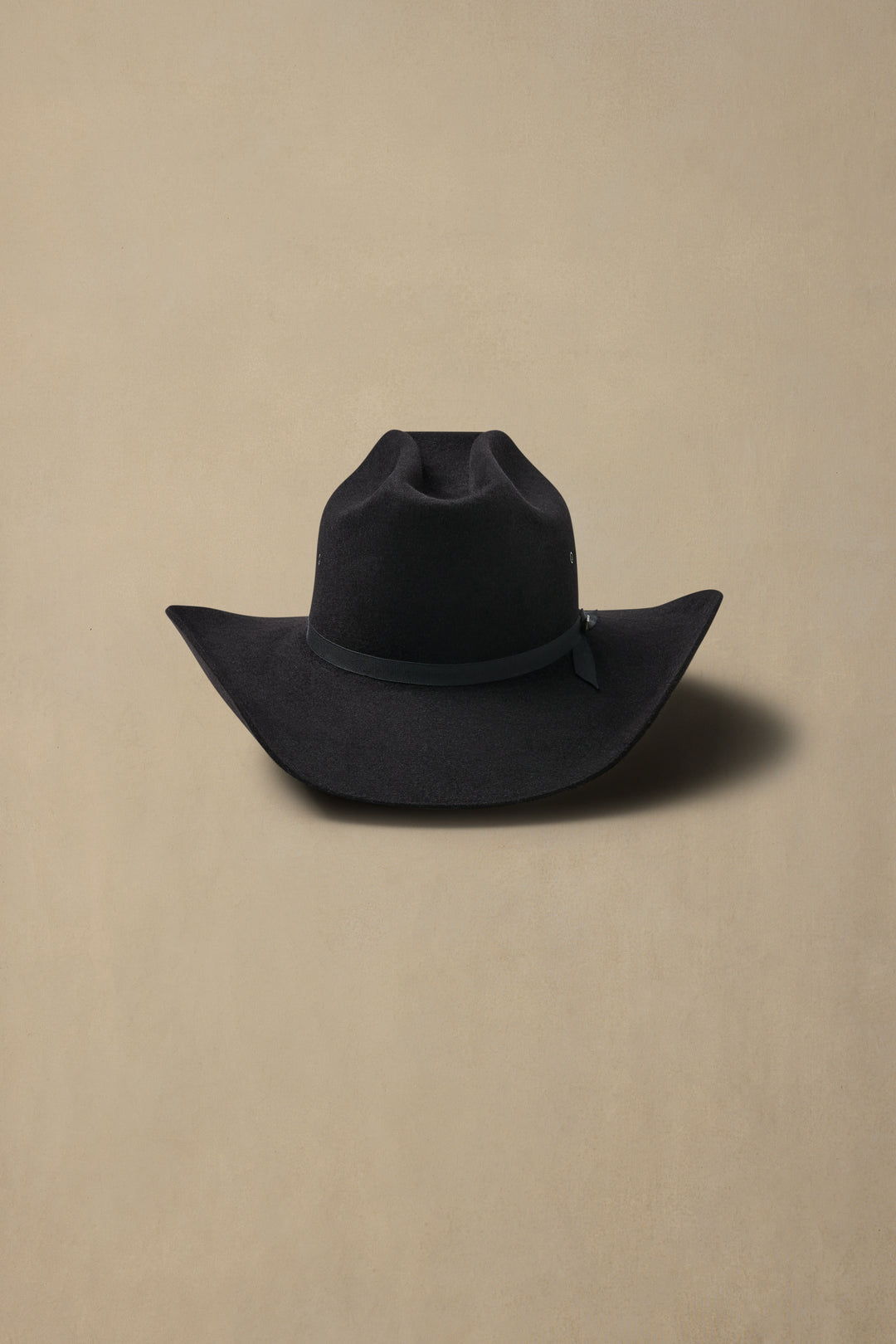 The Outback Club Black