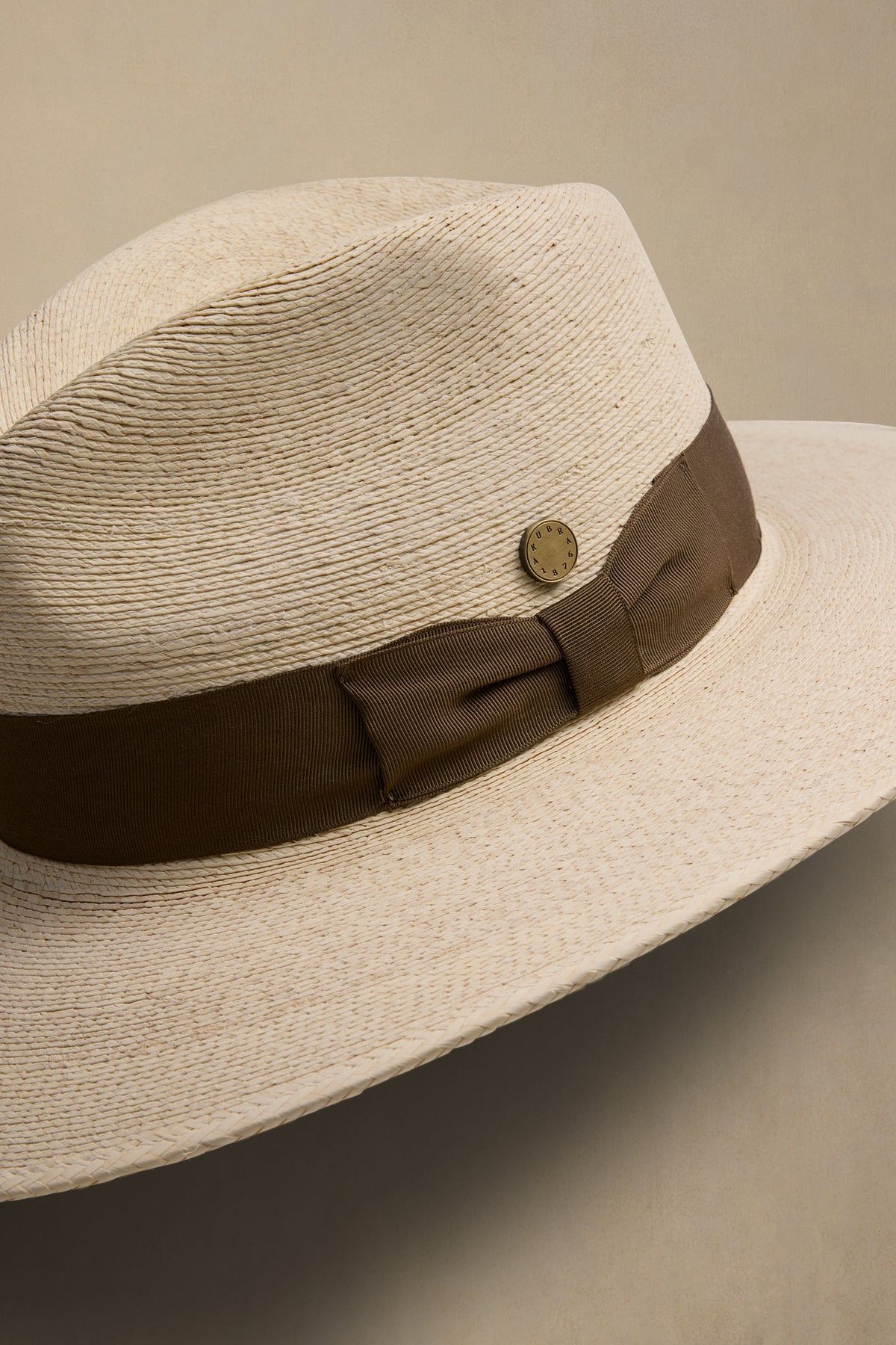 Fedora Bone