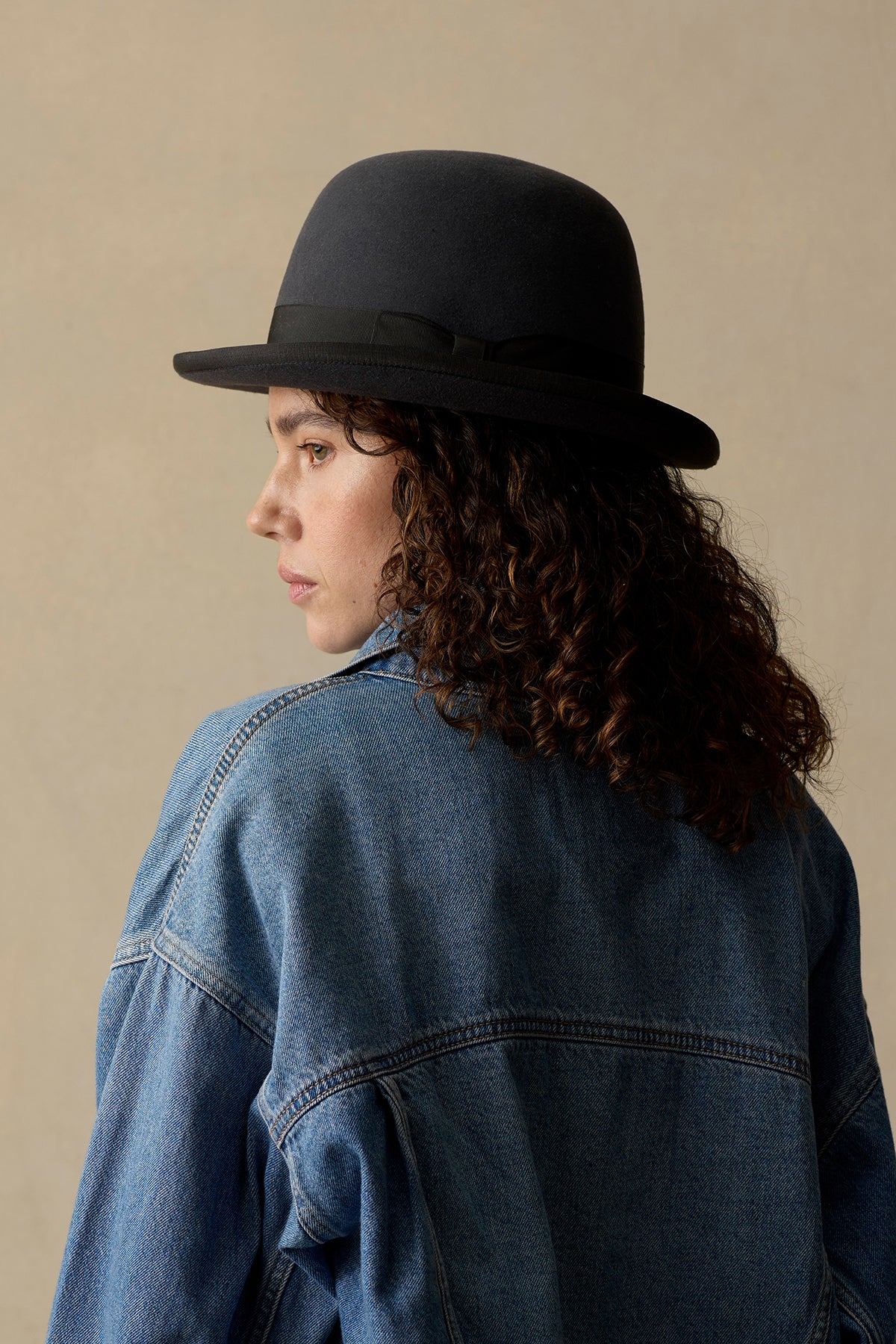 Homburg - Carbon Grey