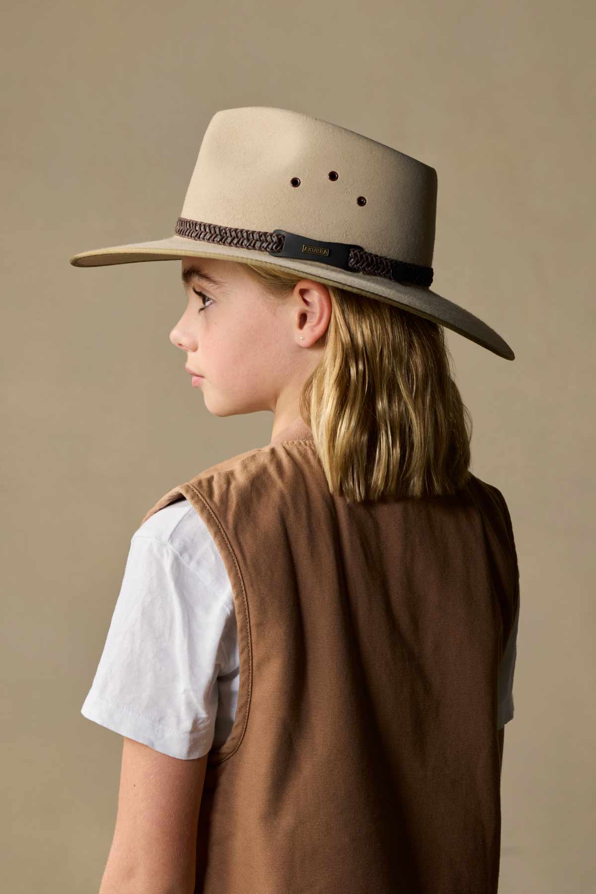 Traveller Light Sand