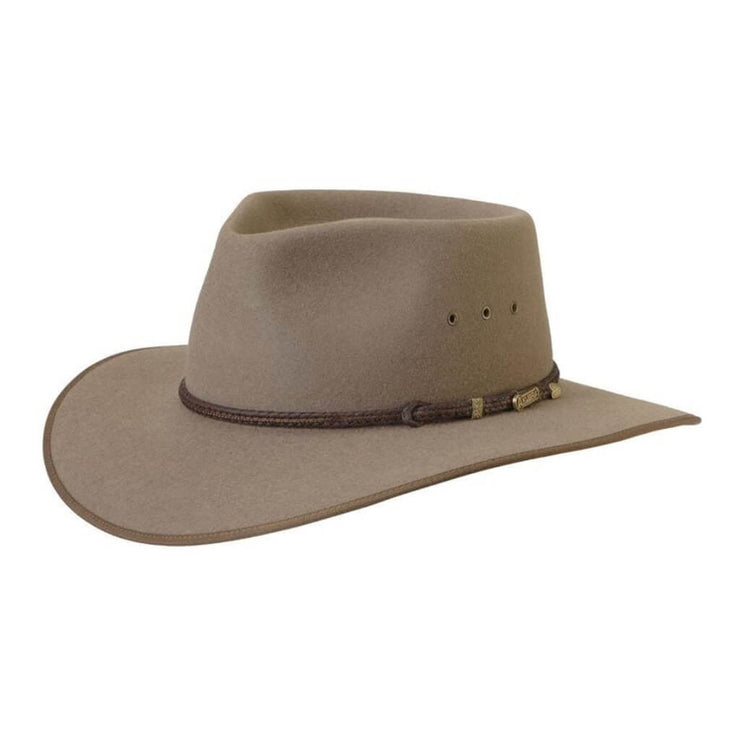 Angle view of Akubra bran Cattleman style hat
