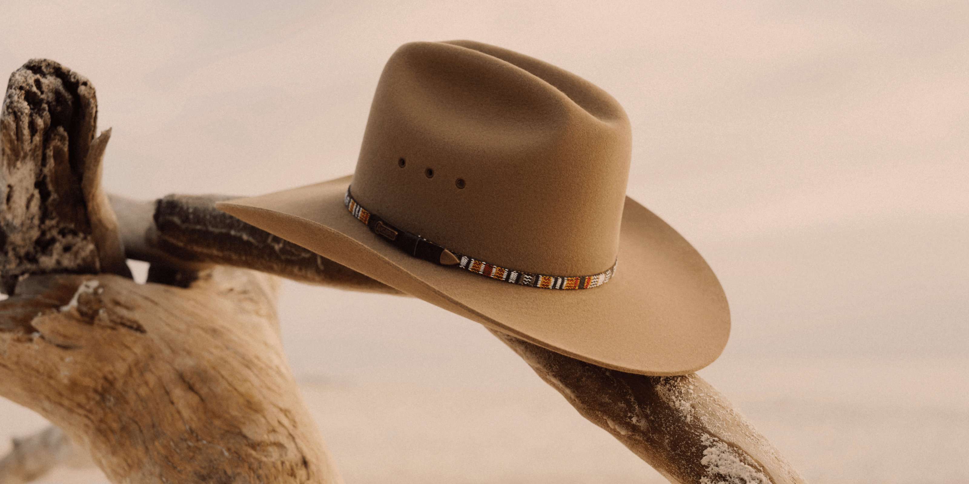traveller hat akubra