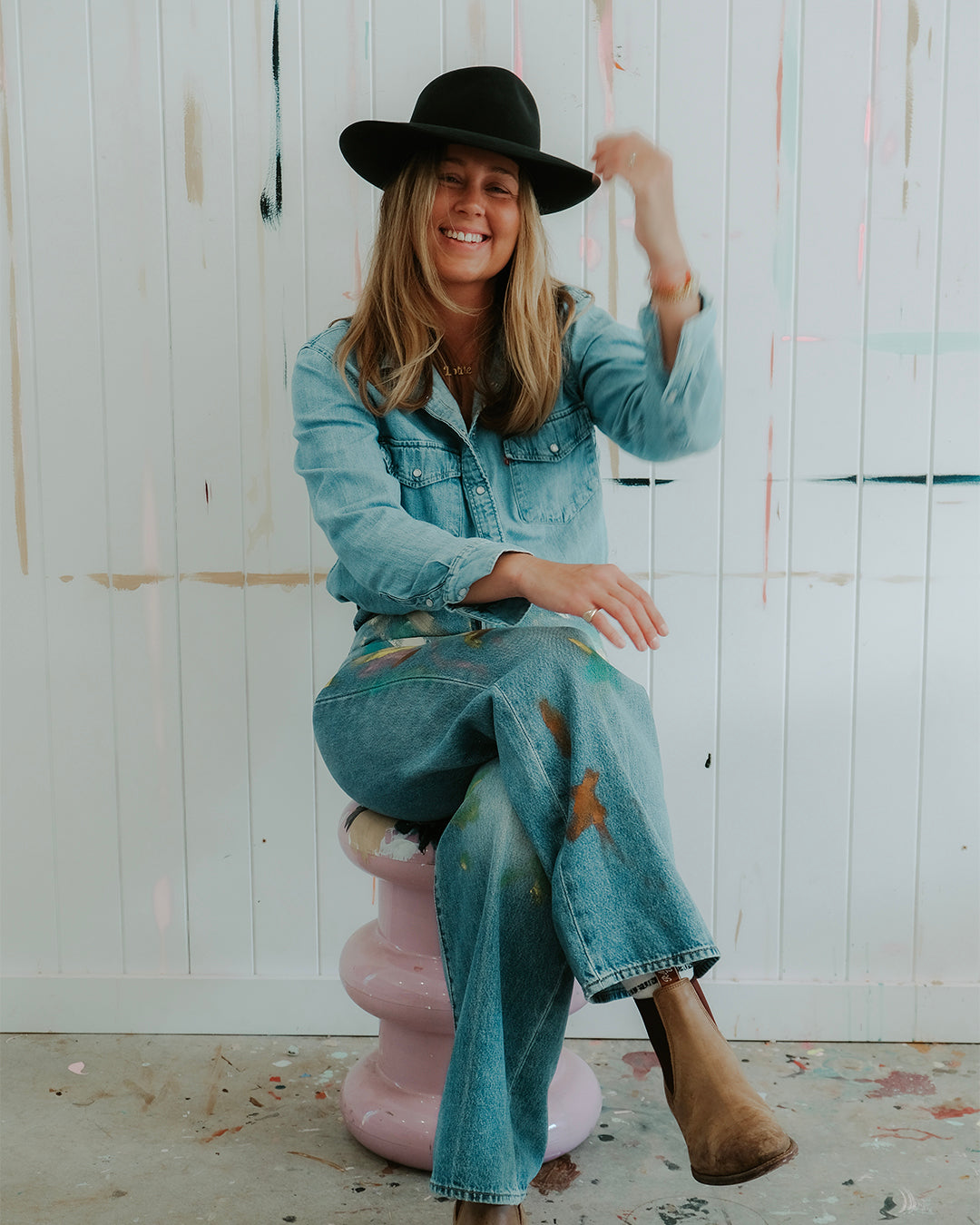 Lottie Rae wearing an Akubra Slim Dusty